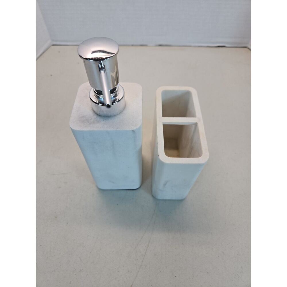 Better Homes&Gardens Faux Marble Resin Pump Dispenser & Toothbrush Holder, White - Picture 3 of 4